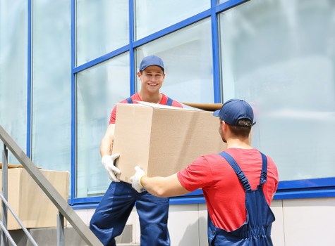 Professional removalist team preparing for a move in Elsternwick